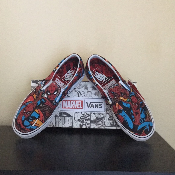 Vans Spider-Man Marvel Men’s Slip On Shoes - Picture 2 of 4